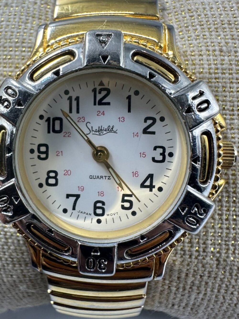 Vintage Sheffield Watch Women White Dial Gold Tone Stretch Band New Battery